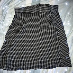 plaid black & white skirt